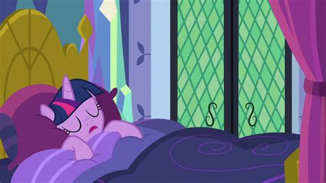 Twilight Sparkle sleeping in her bed by Jprice20 on DeviantArt