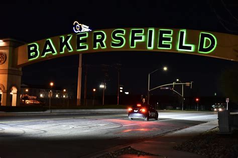 Bakersfield Sign | The Bakersfield sign off Buck Owens Blvd … | Flickr