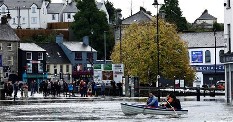 Storm Debi 2023: Ireland issued 'danger to life' weather warning | UK ...