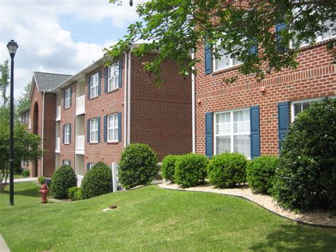 Lakeside Apartments - Apartments in Greenville, NC | Apartments.com