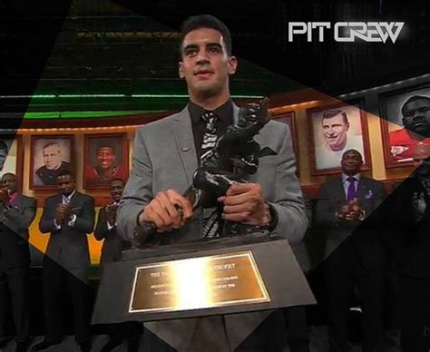 MARCUS MARIOTA 2014 HEISMAN TROPHY WINNER, UNIVERSITY OF OREGON DUCKS ...