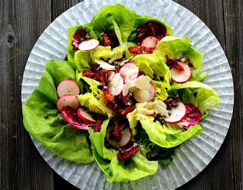 Butter Blossom Lettuce Salad – Good Dinner Mom