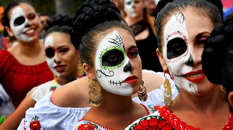 16th Annual Día de los Muertos at Montie Beach Park | CW39 Houston