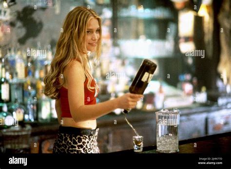 PIPER PERABO, COYOTE UGLY, 2000 Stock Photo - Alamy