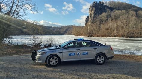 Virginia, Virginia State Police, Ford Interceptor Sedan vehicle. | State police, Old police cars ...