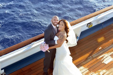 Our Carnival Cruise Line Wedding Recap (PIC HEAVY)