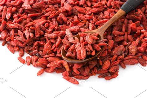 Wolfberries or Goji Berries - Superfood Health Benefits