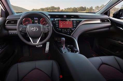 2023 Toyota Camry Se Red Interior