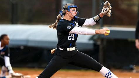 Kentucky Softball Rallies in Home Opener to Beat Dayton 5-4