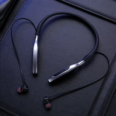 Sports In-ear Bluetooth Headphones - FamliiShop.com