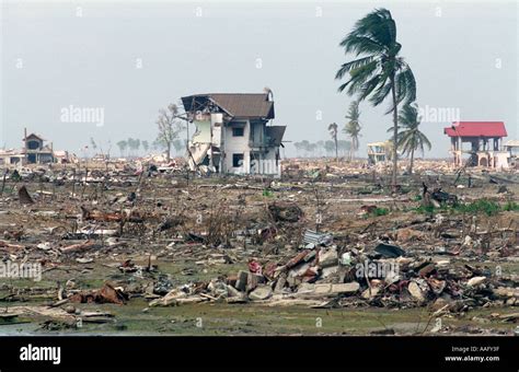 Tsunami Banda Aceh Sumatra Indonesia 2004 Stock Photo - Alamy