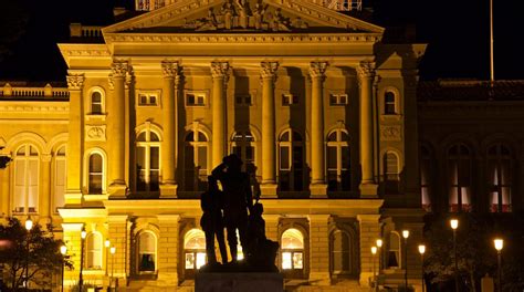 Iowa State Capitol Building Tours - Book Now | Expedia