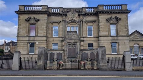 Larbet War Memorial (Larbert) - ATUALIZADO 2022 O que saber antes de ir - Sobre o que as pessoas ...