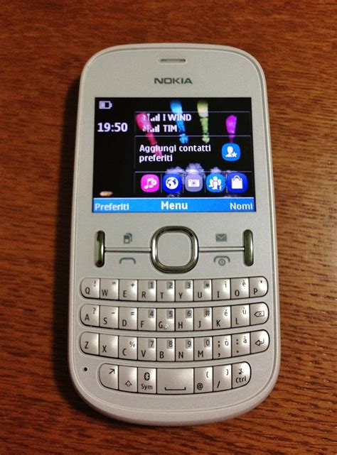 Nokia Asha 200 – Wikipedia