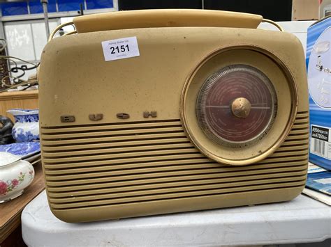 A RETRO BUSH RADIO