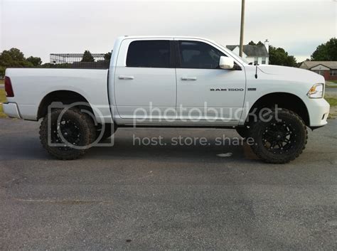 lifted pictures | DODGE RAM FORUM