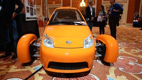 Meet the Elio (pictures) - CNET