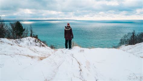 Best Places to Visit in Michigan Winter: Magical Winter Escapes ...