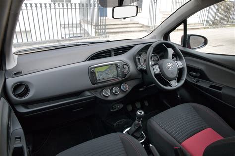 Yaris Sport Interior (2015 - 2015) - Toyota Media Site