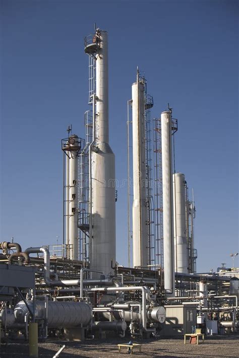 Natural Gas Processing Plant Stock Photo - Image of pipeline, technology: 6780048