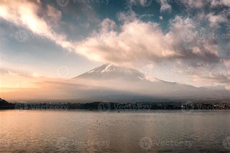 Mount Fuji with clouds covered in morning 7304732 Stock Photo at Vecteezy