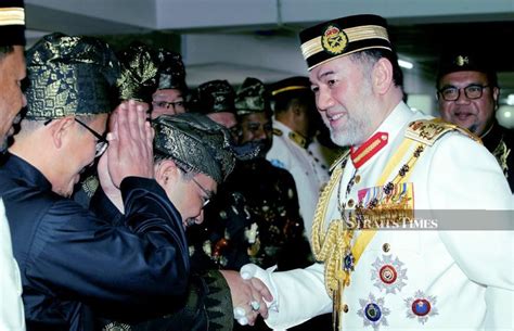 Sultan Muhammad V opens Kelantan state assembly sitting | New Straits ...