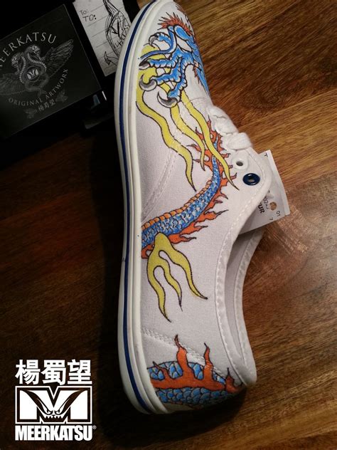 Meerkatsu Art: Canvas shoe art