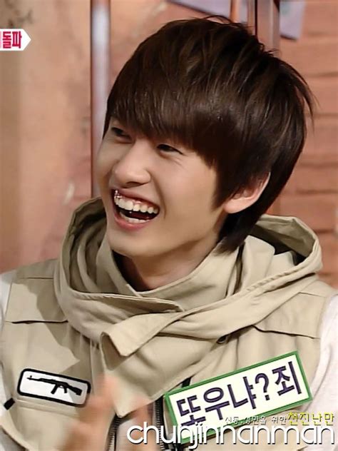 dancing out of the edge: lee hyukjae a.k.a eunhyuk gummy smile