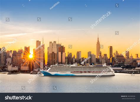 New York City Skyline Sunrise Viewed Stock Photo 343336526 | Shutterstock