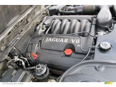 1999 Jaguar XJ XJ8 Engine Photos | GTCarLot.com