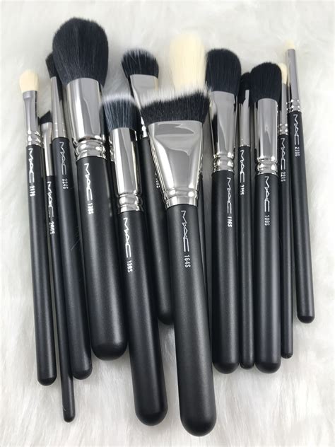 NEW MAC SYNTHETIC BRUSHES | Mac makeup brushes, Best makeup brushes ...