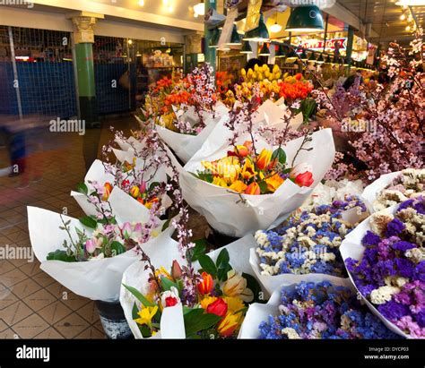 Seattle Pike Place Market Flowers High Resolution Stock Photography and Images - Alamy