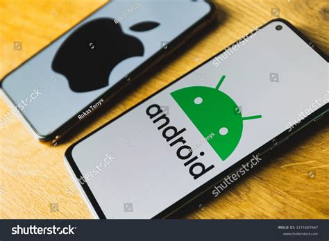 53 Ios Vs Android Images, Stock Photos & Vectors | Shutterstock