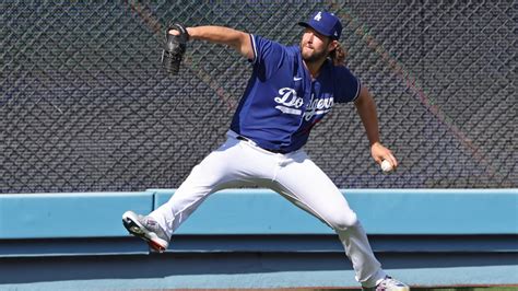 Will Dodgers legend Clayton Kershaw sign elsewhere? | 12/14/2023 | MLB.com