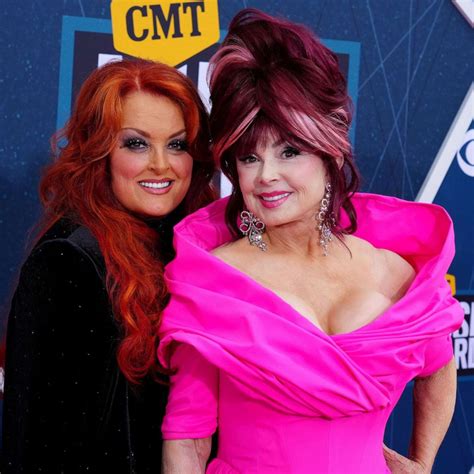 Wynonna Judd opens up about mom Naomi's death 1 month later - Good Morning America