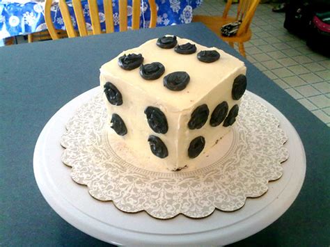 D6 Dice Cake by hollyann on DeviantArt