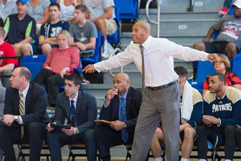 Gallery: FAU Men’s Basketball vs FIU – UNIVERSITY PRESS