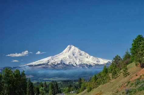 Mount Hood, Oregon | Vanishing Light