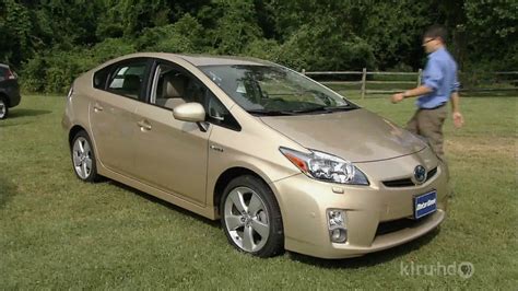 IMCDb.org: 2010 Toyota Prius III [ZVW30] in "Motorweek, 1981-2020"