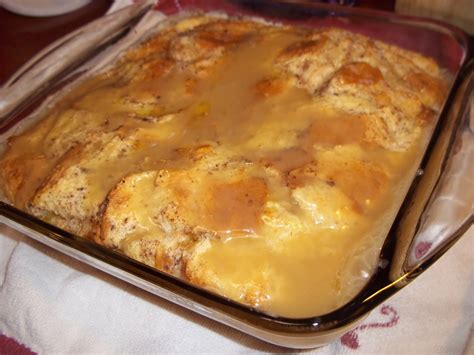 The Daily Smash: Simple Bread Pudding with Vanilla Sauce