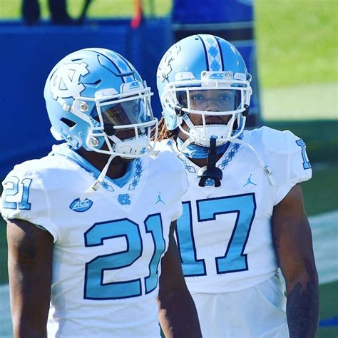 Pin by Doug Cameron on UNC Football 2018 | College football uniforms, American football players ...