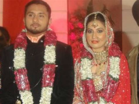 Honey Singh Wife Shalini, Shalini Singh Wiki, Biography, Age, Family, Images - News Bugz : We ...