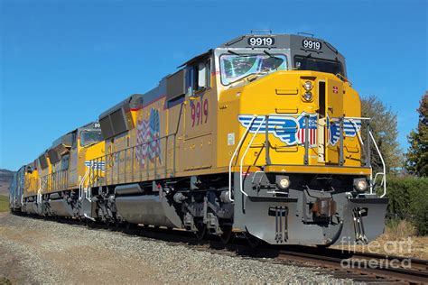 Diesel Locomotive UP 9919, SD59MX, Union Pacific Railroad, Napa ...