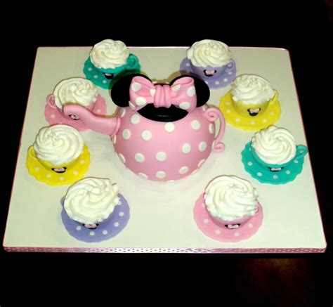 Minnie Tea Party - CakeCentral.com