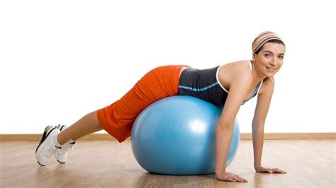 6 Best ball exercises for lower back for quick pain relief : Physiosunit