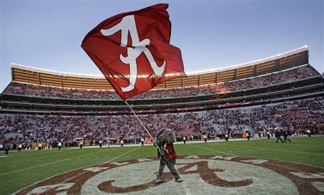 Alabama AD Bill Battle completes cancer treatment