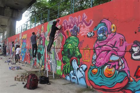 Perol Graffiti Malaysia: Meeting of Character 6 Malaysia