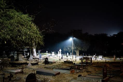 The Curse and Haunting of Holkar Bridge, Pune, India - Amy's Crypt