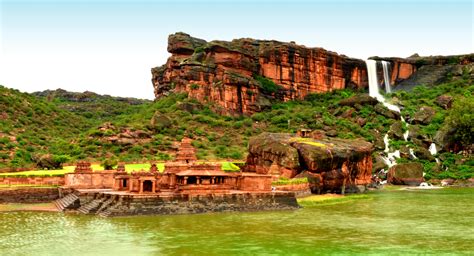 About Badami – Climbing Badami