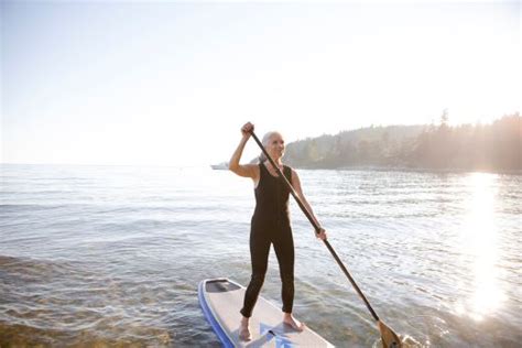 10 Paddleboard Safety Tips to Follow | Discover Boating